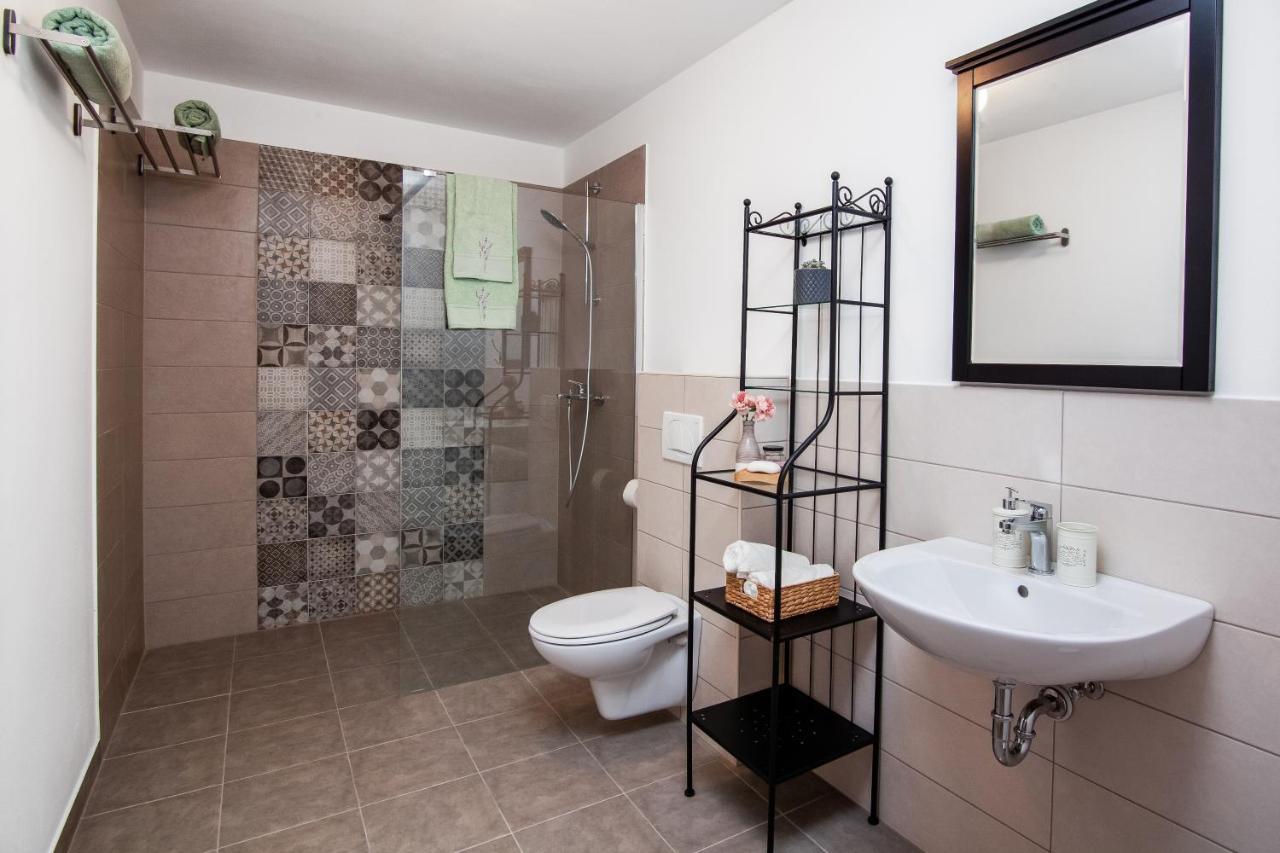 Apartments Tiny Garden Μεντουλίν Εξωτερικό φωτογραφία