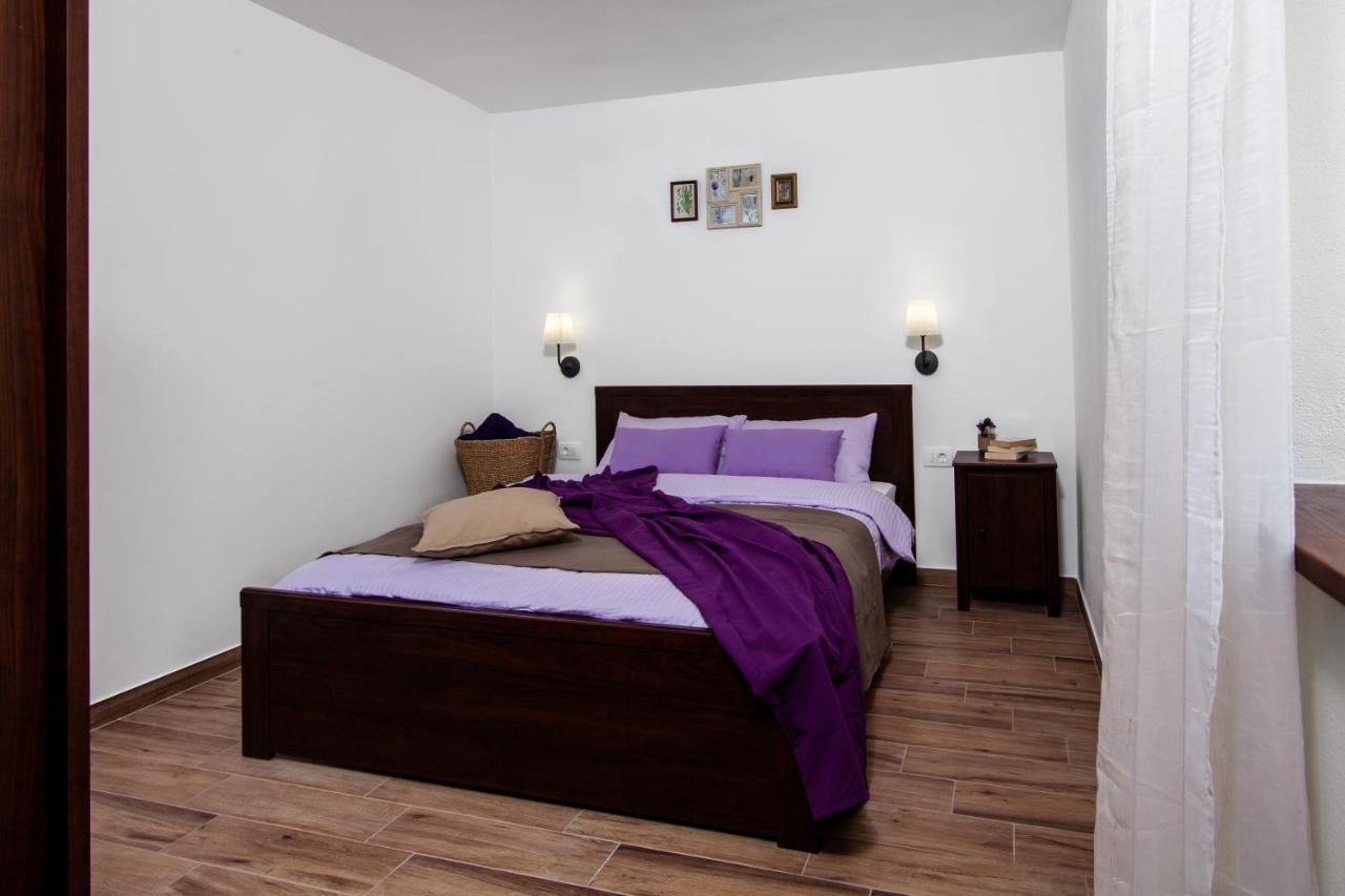 Apartments Tiny Garden Μεντουλίν Εξωτερικό φωτογραφία